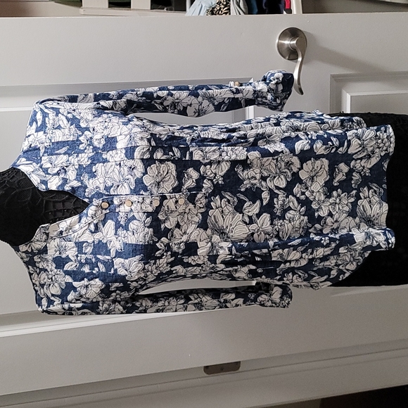 Westport Tops - Floral "Denim" Dress Shirt